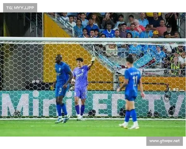 世俱杯曼城 2-0 维达德,马宁强硬执法怒怼瓜迪奥拉引争议 世俱杯曼城 2-0 维达德,马宁强硬执法怒怼瓜迪奥拉引争议